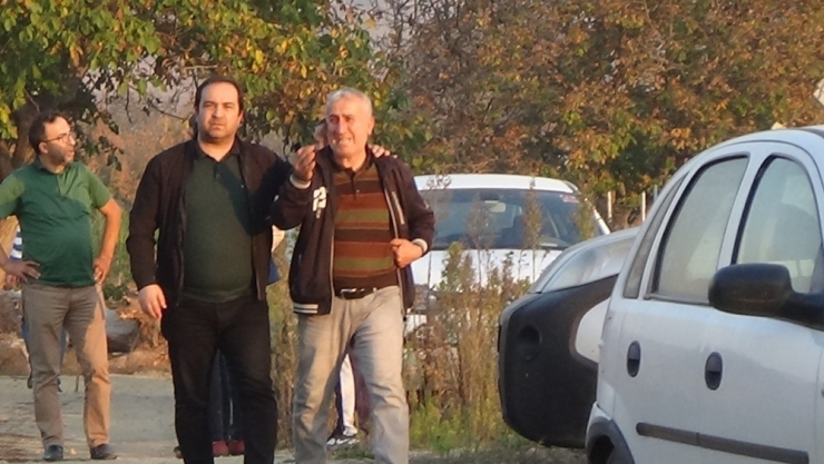 Bir Babanın Yıkıldığı An...derede Bulunan Ceset 27 Yaşındaki Kayıp Gence Ait Çıktı