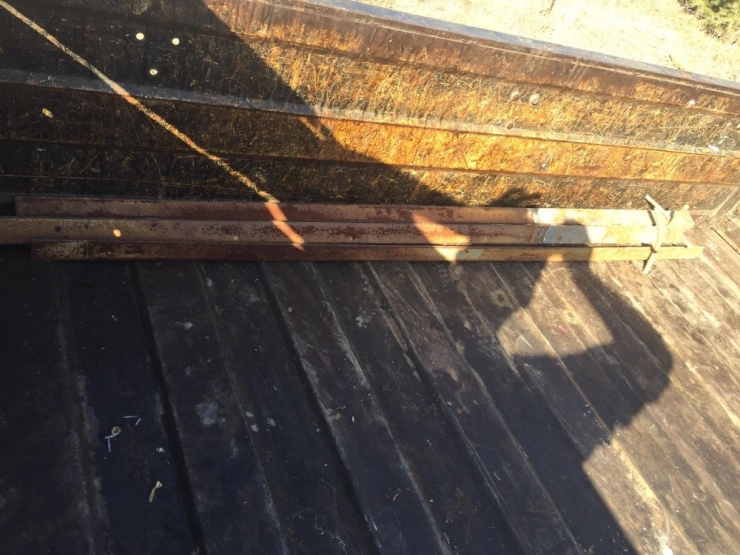 Bu Da Demir Kazık Hırsızlığı