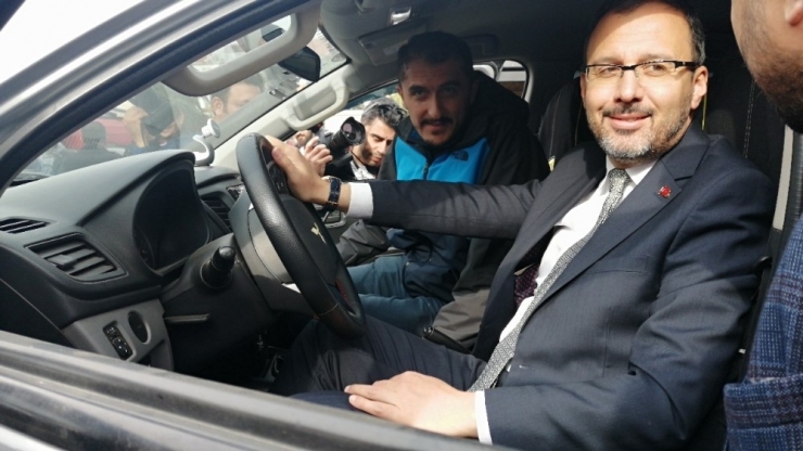 Bakan Kasapoğlu Isparta’da Off-road Aracına Bindi