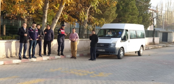 Şuhut Jandarma Trafik Ekiplerinden ’Önce Yaya’ Uygulaması