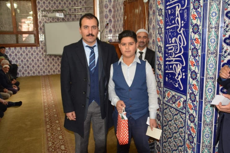 Kaymakam Koşal Ve İl Müftüsü Eviş, İmamlarla Toplantı Yaptı