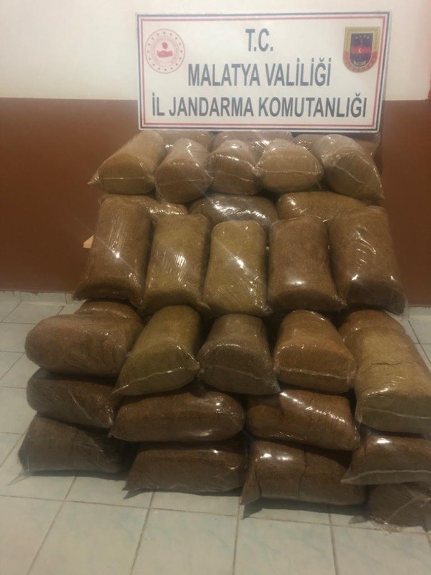 Aranan Şahıs Üzerinde Uyuşturucu İle Yakalandı