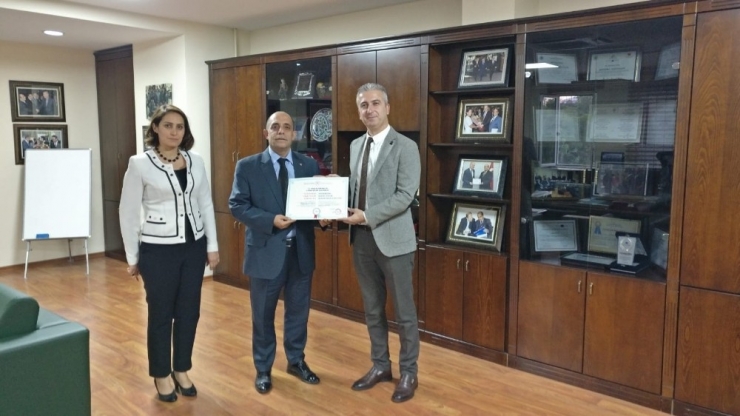 Adana Şehir Hastanesi Ve Başkent Hastanesi’ne "Sağlık Turizmi Yetki Belgesi"