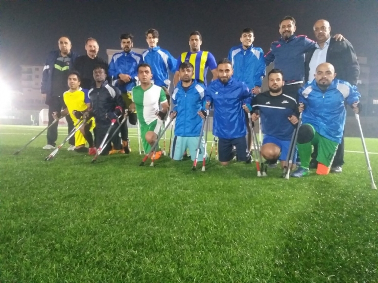 Büyükşehir Ampute Takımında Tsk Maçı Hazırlıkları Sürüyor