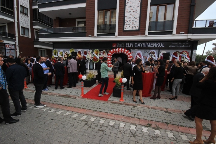 İstanbul-izmir Otoyolu Edremit Körfezinde Emlak Satışlarını Artırdı