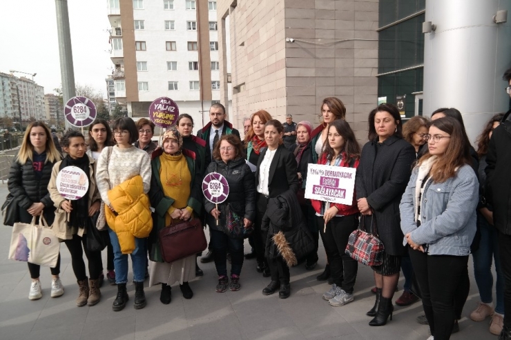 Eşini 15 Yerinden Bıçaklayan Sanık “Bilinçli Olarak Yapmadım, Şuurumu Kaybetmiştim”