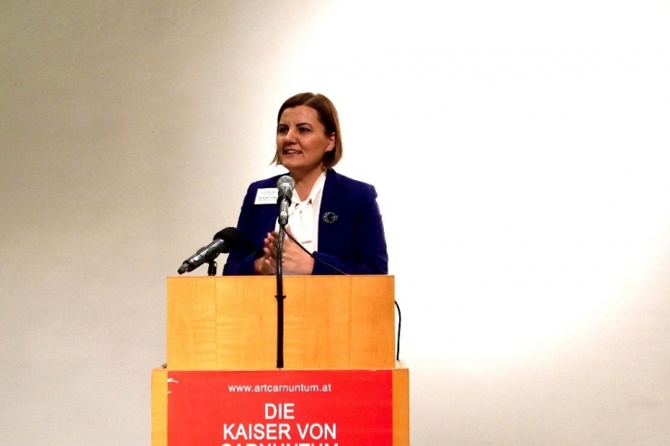 Başkan Hürriyet’ten Viyana’da İzmit Daveti