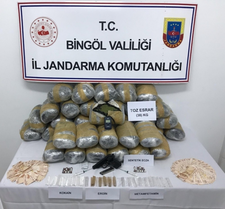 Bingöl’de 38 Kilo Toz Esrar Ele Geçirildi