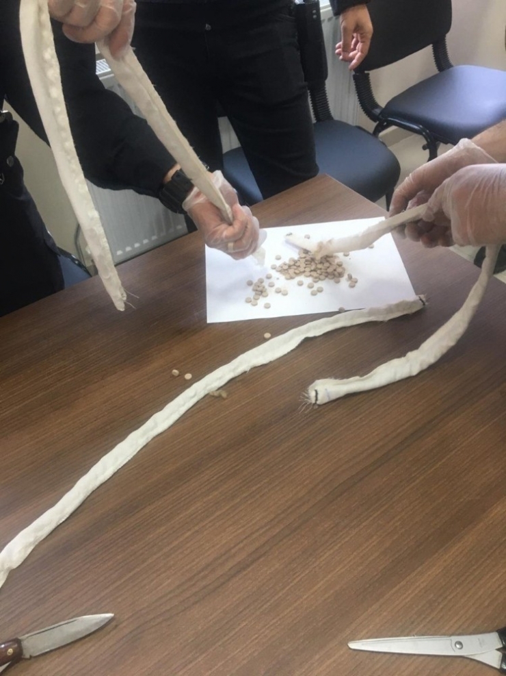 Şapkadan Uyuşturucu Çıktı