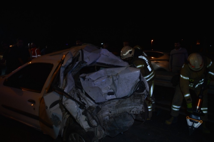 O-3 Karayolunda İett Otobüsü, Otomobile Çarptı: 1’i Ağır 3 Kişi Yaralandı