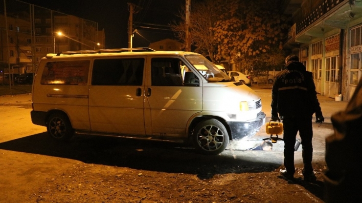 "Balkondan Düştü" İhbarına Giden Polisler Korkunç Gerçekle Karşılaştı