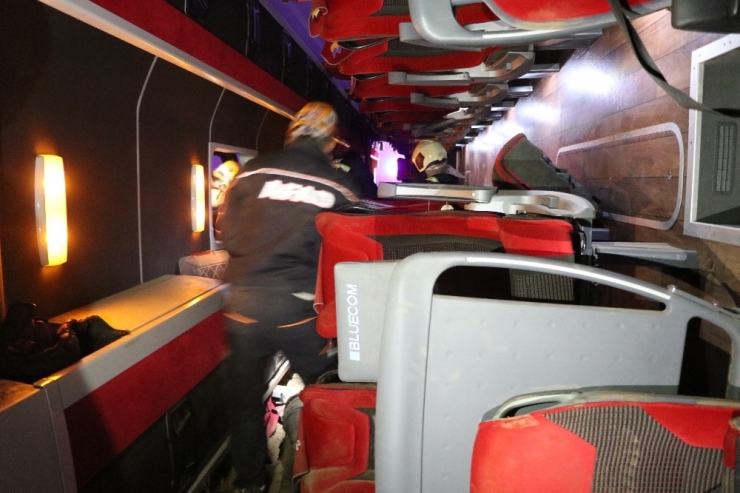 Aksaray’da Otobüs Şarampole Devrildi: 1 Ölü, 51 Yaralı