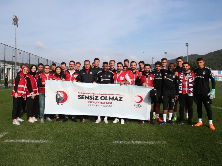 Beşiktaş 6 Eksikle Çalıştı