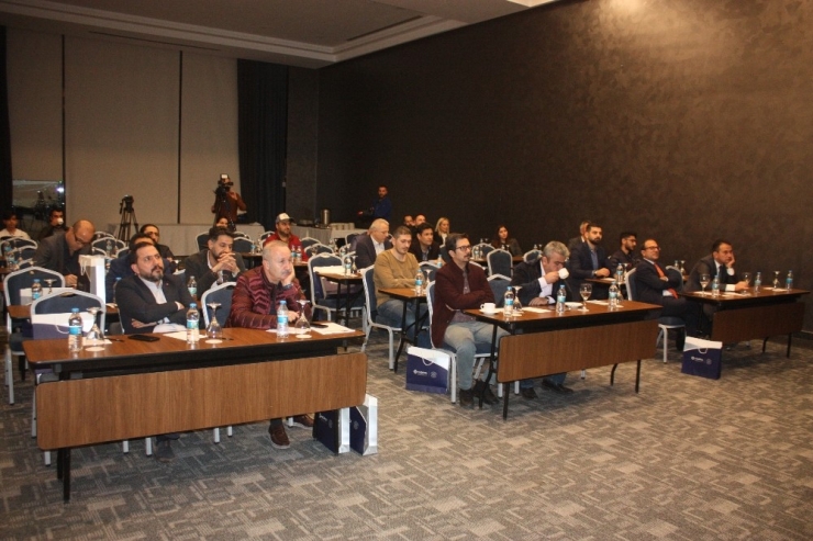 Türkiye’de 27 Bin Kişi Organ Bağışı Bekliyor