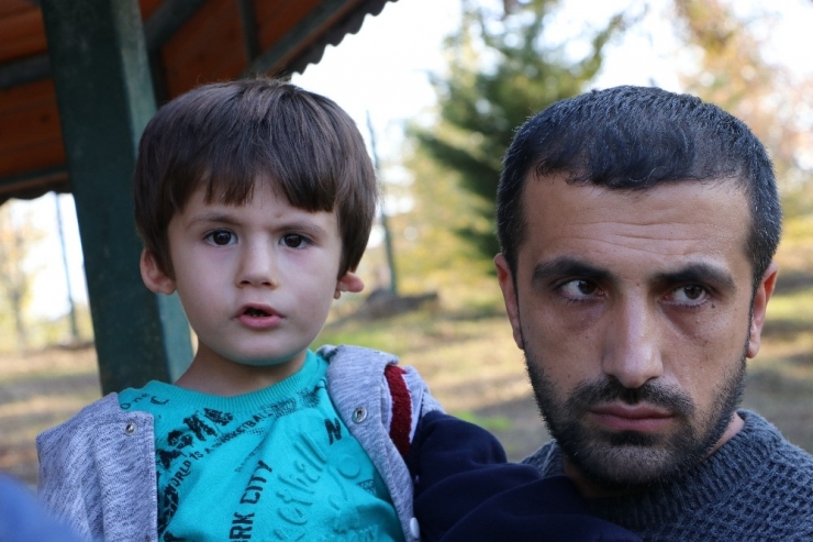 Çaresiz Ailenin Sesimize ‘Kulak’ Verin Çağrısı