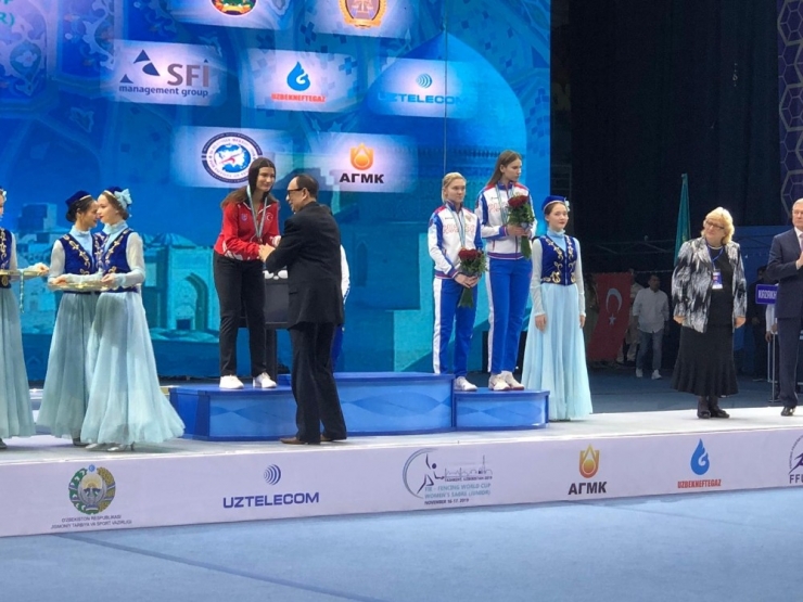 Milli Eskrimci Nisanur Erbil’den Taşkent’te Gümüş Madalya