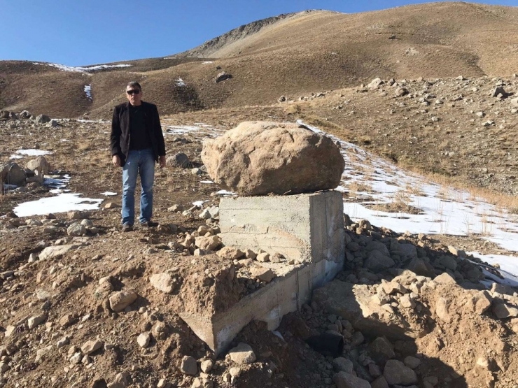 Yeni İçme Suyunun Maslak Kapakları Takıldı