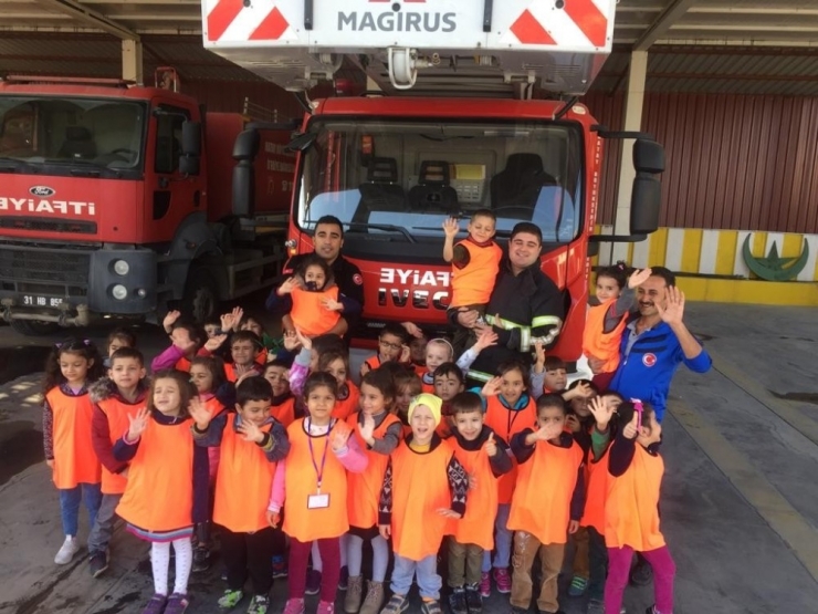 Hataylı Minik İtfaiyeciler Göreve Hazır