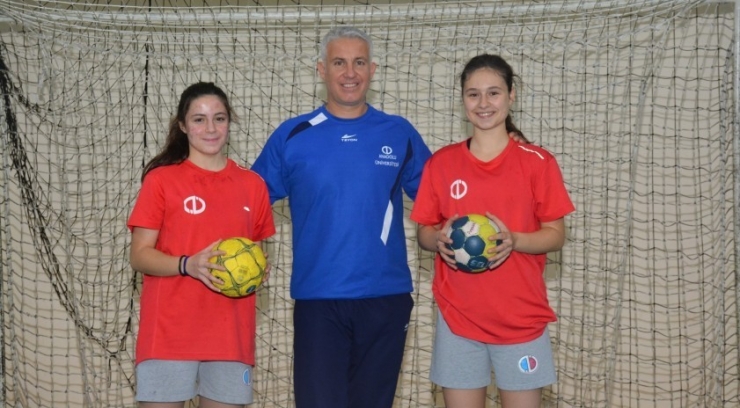 Anadolu Üniversitesi Kadın Hentbol Takımında Milli Takıma Davet Heyecanı