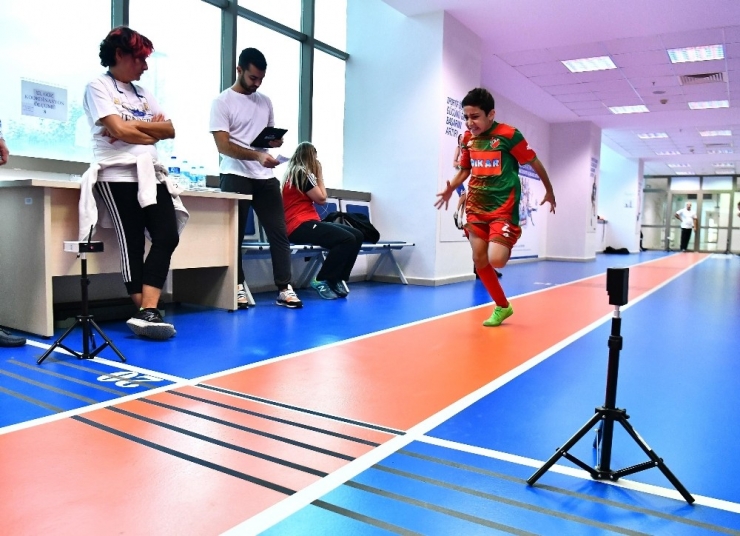 Göztepe Ve Karşıyaka’nın Genç Yeteneklerinden Dostluk Mesajı