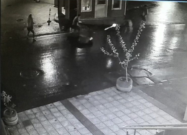 İstanbul’un Göbeğinde Dehşet Anları Kamerada