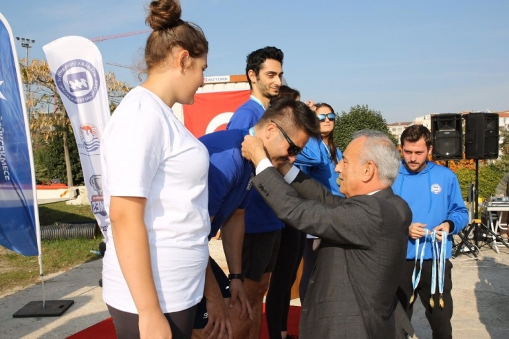 Küçükçekmece Gölü’nde Su Festivali