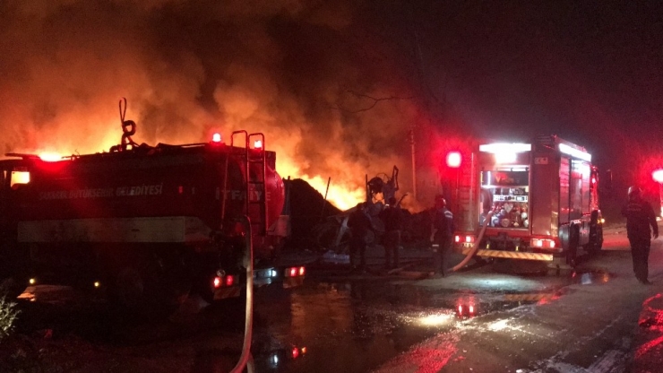Geri Dönüşüm Fabrikasında 2 Gün Sonra Yine Yangın Çıktı