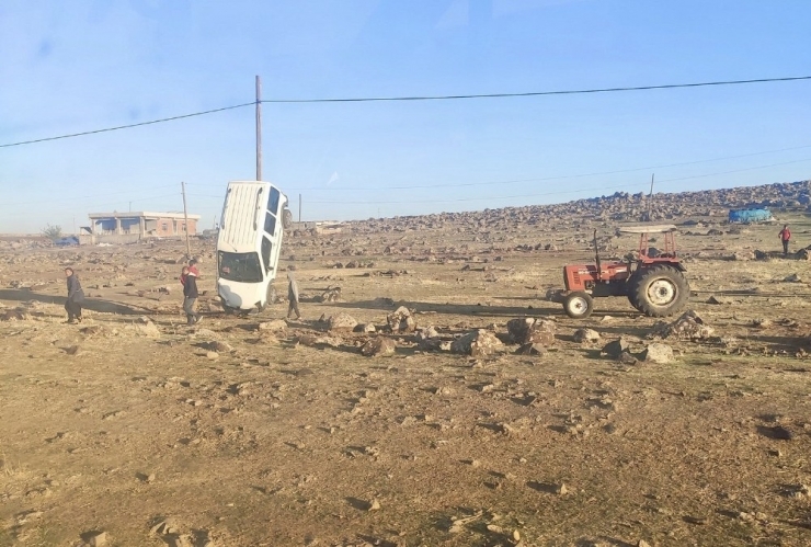 Araç, Direğe Tırmandı