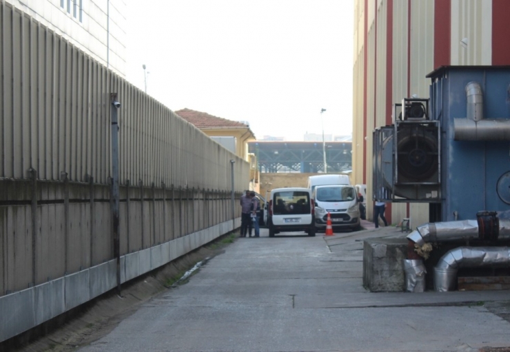 Anıtkabir’de Slogan Atan Gençlere Küfür Eden Şahıs Adliyede
