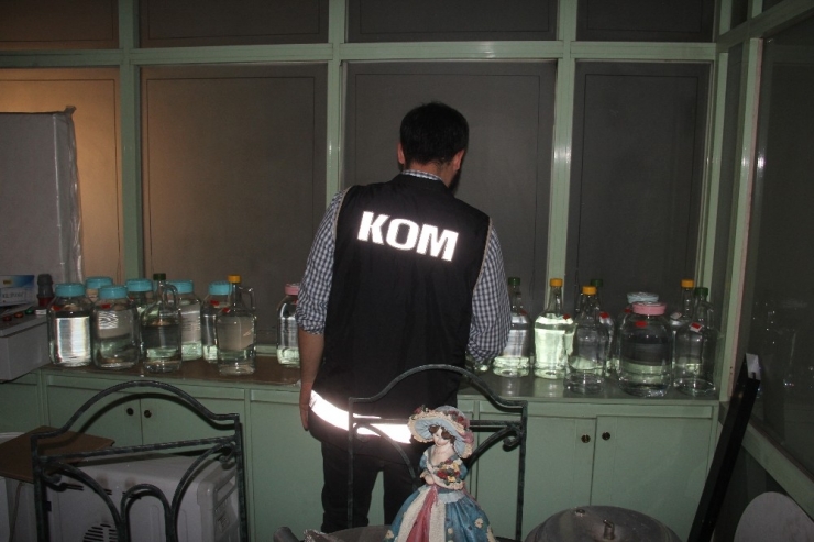 Süt Sağma Makinesiyle Kaçak Rakı Ürettiler