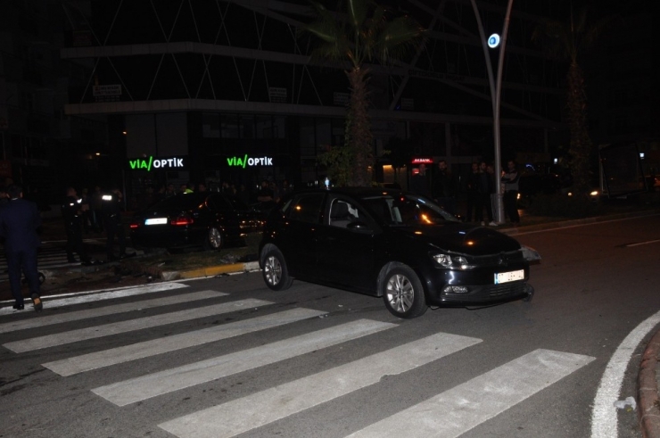 2 Kişinin Yaralandığı Kazada Sürücü Kaçtı