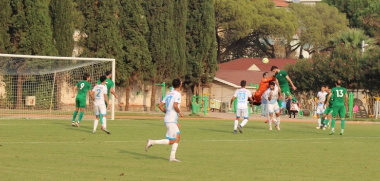 Salihli Belediyespor Evinde Kaybetti