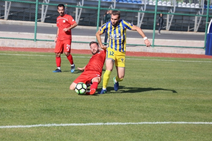 Bağlar Belediyespor Zirveye Koşuyor