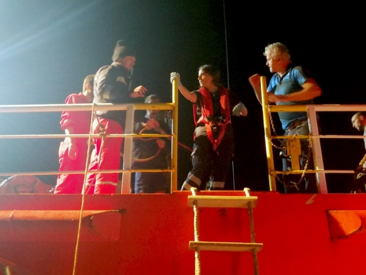 Sahil Güvenlikten Uluslararası Sularda ‘Tıbbi Tahliye’