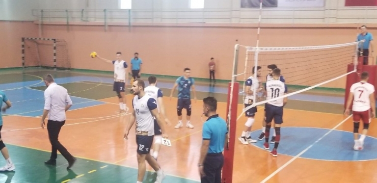 Haliliye Belediyespor Liderliğe Yükseldi