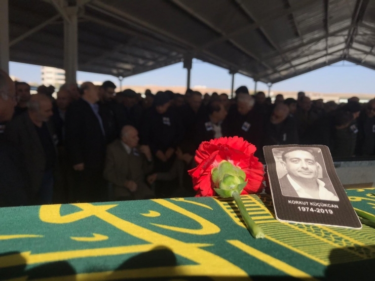 İnşaat Mühendisi Korkut Küçükcan Son Yolculuğuna Uğurlandı