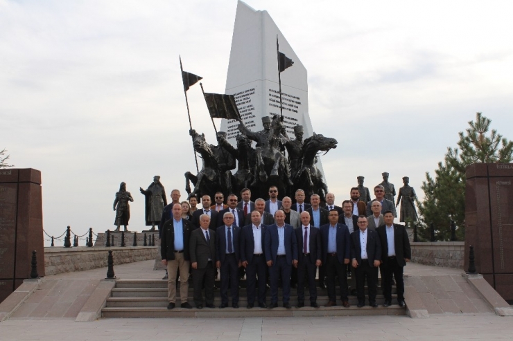 Susurluk Ticaret Odası Polatlı’nın Tarihi Alanlarını Gezdi