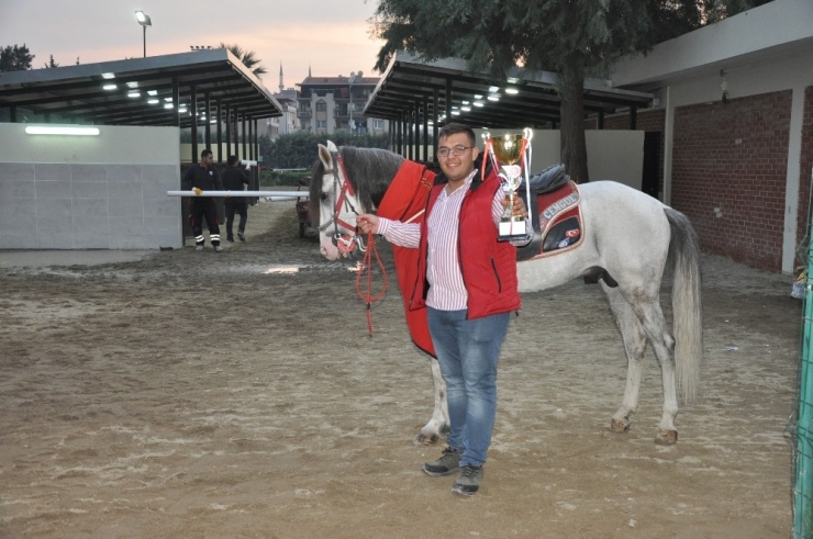 Sandıklılı Genç Atçı Türkiye İkincisi Oldu