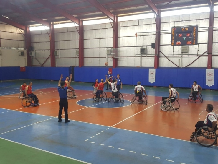 Van Bedensel Engelliler: 53 - Kızıltepe Engelliler Gücü: 20