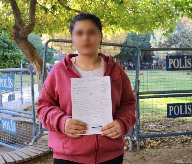 Tehdit Ve Şantajla Fuhuş Yaptırılan 17 Yaşındaki Annenin Yardım Çığlığı