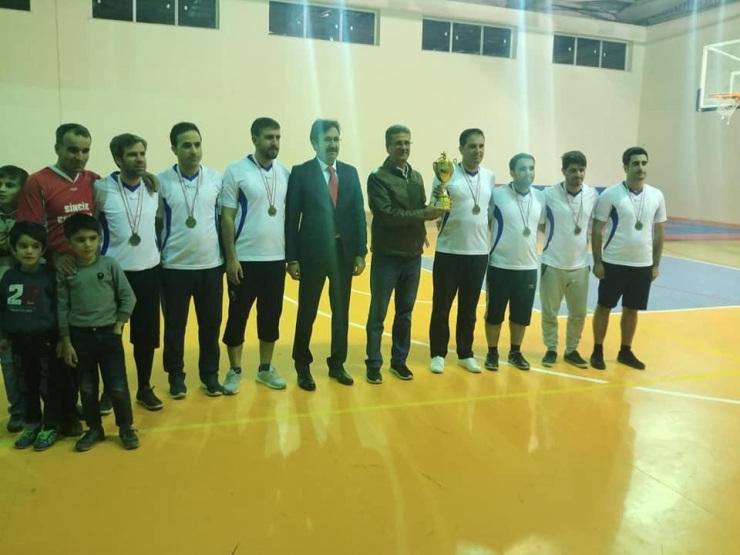 Şampiyon Zorti Beyler Takımı Oldu