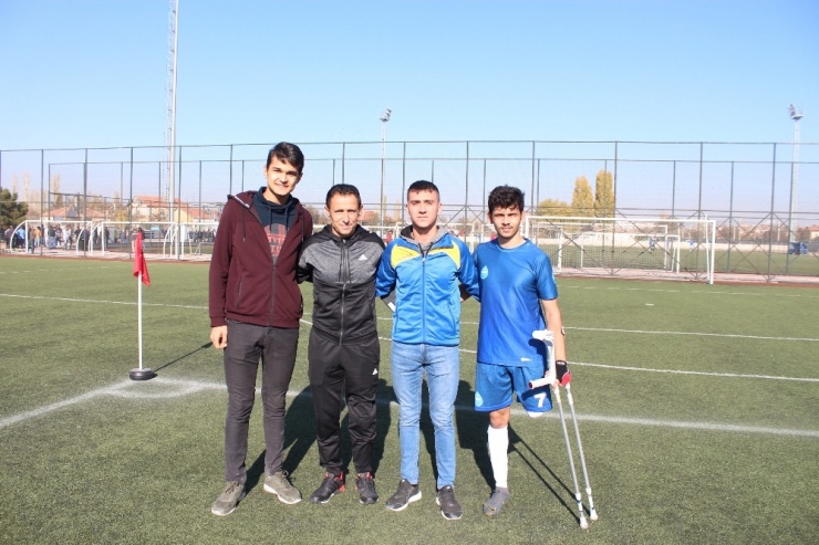 ’’Süper Lig’de Her Kulüp Bünyesine Bir Ampute Takım Katarsa Tesisleşme Açısından Faydalı Olur’’