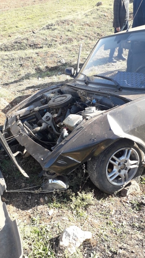 Diyarbakır’da Otomobil Şarampole Yuvarlandı: 1 Yaralı