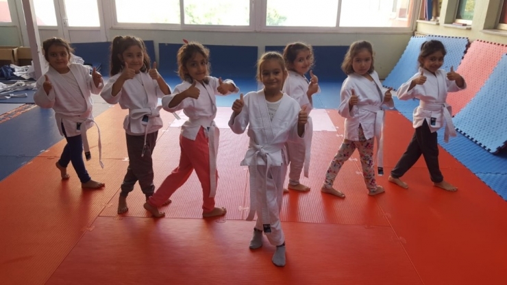 Minikler Spora Judo İle Başlıyor
