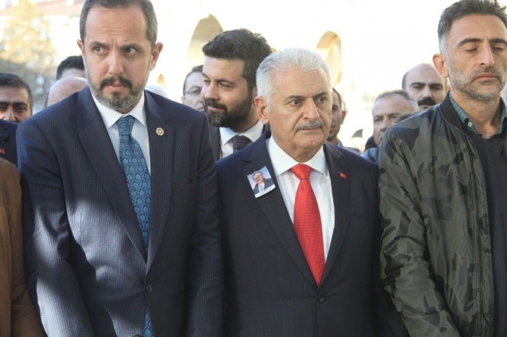 Binali Yıldırım Çankırı’da Cenaze Törenine Katıldı