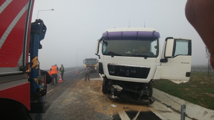 Yoğun Sis İstanbul Havalimanı Yolunda Kazayı Beraberinde Getirdi
