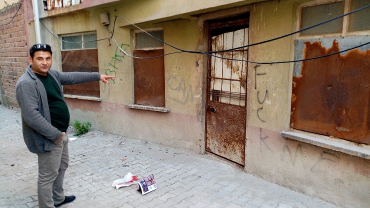 Akıl Almaz Hırsızlık: Duvara Tırmanıp, Balkon Deliğinden Girdi