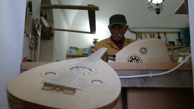 85 Yaşında 103. Udunu Yapıyor