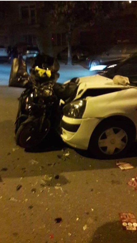 Başkentte Alkollü Sürücü Kuryeye Çarptı