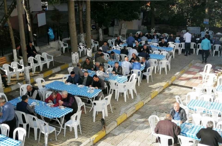 Geyikdere’de Şükür Mevlidi Ve Yemeği